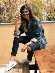 autumn look, winter look, winter outfit ideas, indian fashion blogger, top indian fashion blogger, easy winter outfit ideas 2019, winter denim jacket